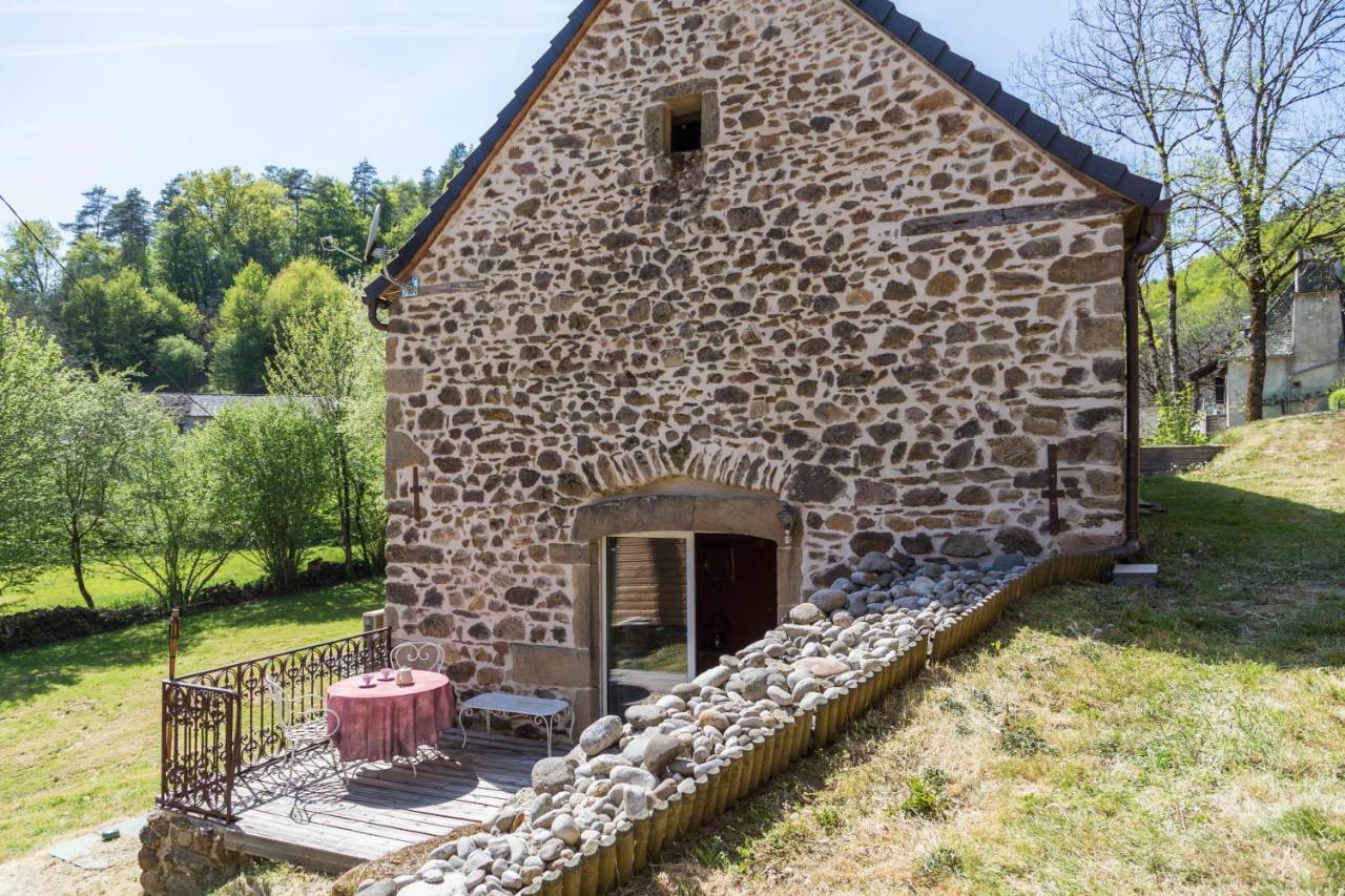 Gite De La Genevriere Saint-Chamant Eksteriør bilde